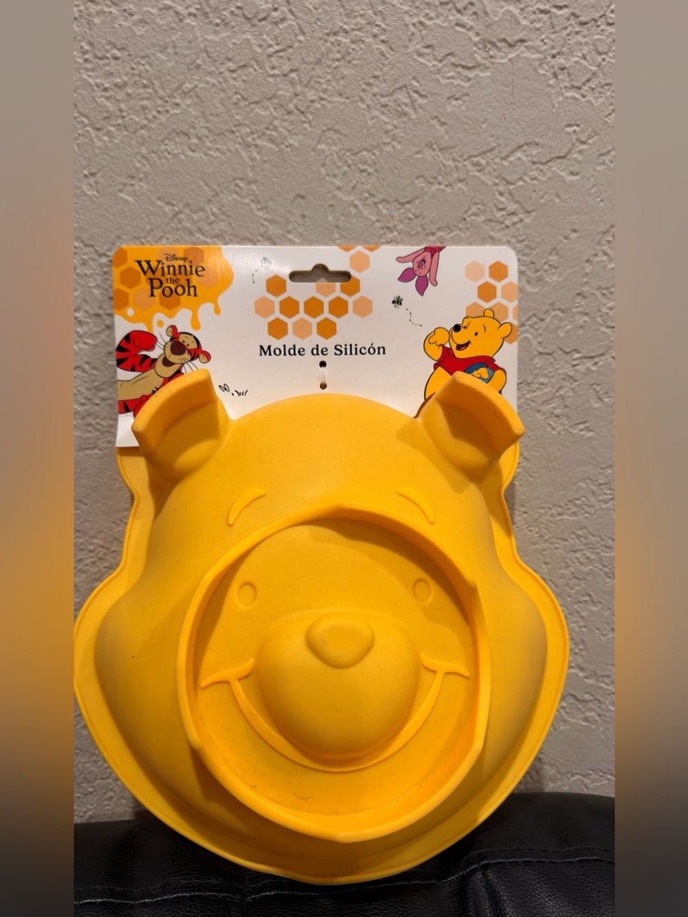 Disney Winnie the Pooh Yellow Silicone Baking Mold